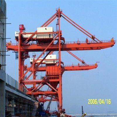 System rozładunku statków typu Grab do rozładunku materiałów sypkich w terminalu portowym
